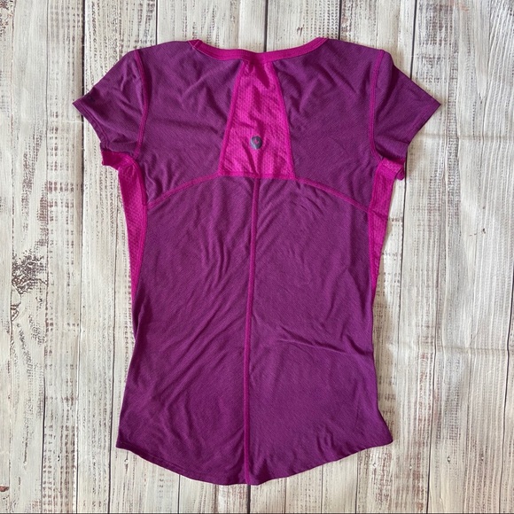 Marmot Purple Mini Striped Short Sleeve Shirt. Size XSmall - Picture 2 of 7